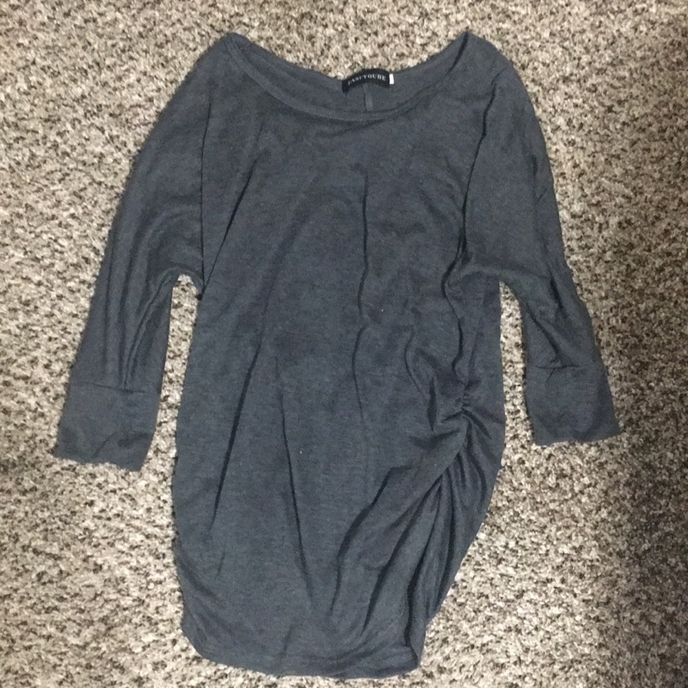 Mid length sleeve tee